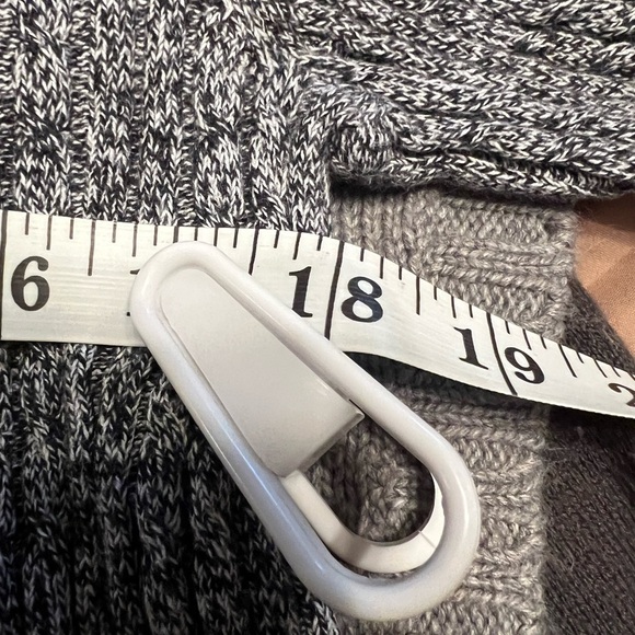 Croft & Barrow Heather Gray Turtleneck Sweater - Picture 8 of 8